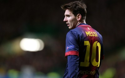 澳队体育焦点-佐默失误导致球队出局