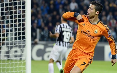 澳队体育热议-马奎尔与B费争吵瞬间